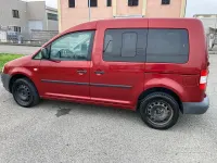 Usata VW Caddy Life 60 CV (44 kW) 2010 Rosso Monovolume