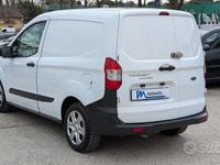 Usata Ford Transit 99 CV (72 kW) 2022 Bianco Furgone