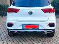 Usata MG ZS Luxury 111 CV (81 kW) 2023 Bianco SUV