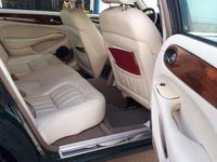 Usata Jaguar XJ8 Executive 284 CV (208 kW) 1998 Verde Berlina