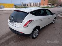 Usata Lancia Delta 105 CV (77 kW) 2012 Bianco Utilitaria