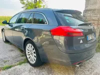 Usata Opel Insignia Cosmo 180 CV (132 kW) 2010 Bluazzurro Station wagon