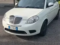 Usata Lancia Ypsilon 69 CV (50 kW) 2010 Bianco Utilitaria