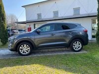 Usata Hyundai Tucson 132 CV (97 kW) 2019 Grigio scuro met SUV