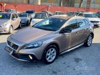 usata Volvo V40 CC V40 Cross Country D3 Momentum