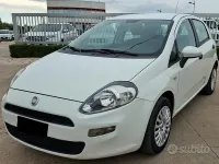 Usata Fiat Grande Punto S 69 CV (50 kW) 2012 Bianco Utilitaria