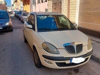 Usata Lancia Ypsilon 2004 Utilitaria