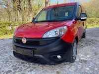 Usata Fiat Doblò Lounge 95 CV (69 kW) 2020 Rosso Monovolume