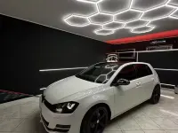 Usata VW Golf VII 105 CV (77 kW) 2014 Bianco Utilitaria