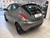 Usata Lancia Ypsilon Gold 95 CV (69 kW) 2015 Grigio pietra metallizzato Utilitaria