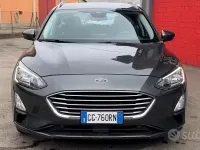 Usata Ford Focus ST-Line 120 CV (88 kW) 2021 Grigio Station wagon