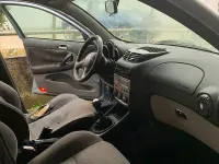 Usata Alfa Romeo 147 101 CV (74 kW) 2004 Blu Utilitaria
