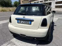 Usata Mini Cooper 75 CV (55 kW) 2011 Bianco Utilitaria