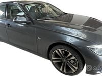 Usata BMW 318 Sport Line 150 CV (110 kW) 2015 Grigio Berlina