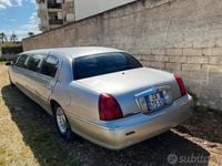 Usata Lincoln Town Car 2000 Grigio Berlina