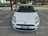 Usata Fiat Punto Lounge 69 CV (50 kW) 2014 Bianco Utilitaria