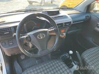 Usata Toyota iQ 2011 Bianco Utilitaria