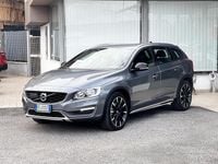 Usata Volvo V60 CC 150 CV (110 kW) 2016 Grigio Station wagon
