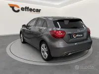 Usata Mercedes A180 Urban 109 CV (80 kW) 2016 Grigio Utilitaria