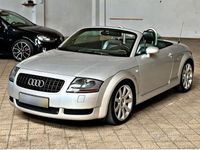 Usata Audi TT Roadster S-Line 180 CV (132 kW) 2003 Grigio Cabrio