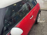 Usata Mini Cooper Pepper 120 CV (88 kW) 2006 Rosso Utilitaria