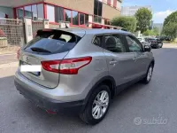Usata Nissan Qashqai 116 CV (85 kW) 2015 Grigio SUV