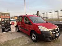 Usata Peugeot TePee 75 CV (55 kW) 2017 Rosso ardente Furgone