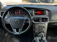 Usata Volvo V40 Business Edition 120 CV (88 kW) 2019 Grigio Berlina