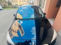 Usata BMW 218 Luxury Line 150 CV (110 kW) 2017 Blu Station wagon