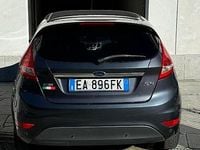 Usata Ford Fiesta Titanium 68 CV (50 kW) 2010 Grigio Utilitaria