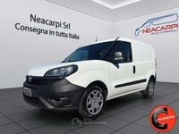 Usata Fiat Doblò 120 CV (88 kW) 2021 Bianco pastello Monovolume