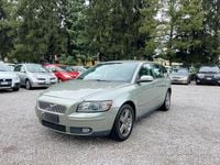 Usata Volvo V50 Momentum 179 CV (131 kW) 2007 Verde Station wagon