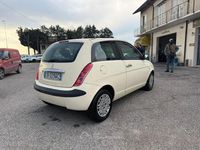 Usata Lancia Ypsilon 60 CV (44 kW) 2004 Utilitaria