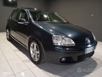 Usata VW Golf VI Comfortline 102 CV (75 kW) 2008 Grigio Utilitaria