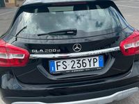Usata Mercedes GLA200 136 CV (100 kW) 2018 Nero SUV