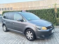Usata VW Touran 105 CV (77 kW) 2011 Grigio Monovolume