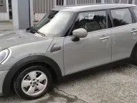 Usado Mini Cooper Classic 75 CV (55 kW) 2022 Gris Utilitario