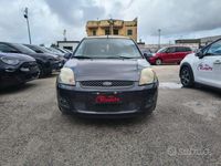 Usata Ford Fiesta 75 CV (55 kW) 2008 Grigio Utilitaria