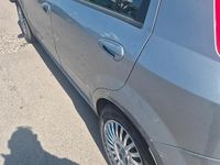 Usata Fiat Grande Punto 75 CV (55 kW) 2006 Grigio Utilitaria