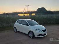 Usata Lancia Ypsilon S 95 CV (69 kW) 2013 Bianco Utilitaria