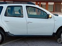 Usata Dacia Duster Lauréate 110 CV (80 kW) 2011 Bianco SUV