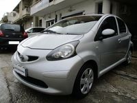 usata Toyota Aygo 1.0 5 porte Sol m- mt automatica