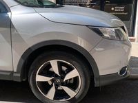 Usata Nissan Qashqai Tekna 110 CV (80 kW) 2016 Grigio SUV