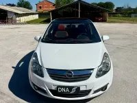 Usata Opel Corsa 86 CV (63 kW) 2011 Bianco Utilitaria
