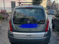 Usata Lancia Musa 69 CV (50 kW) 2009 Grigio Monovolume