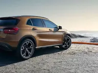 Usata Mercedes GLA180 Executive 109 CV (80 kW) 2017 Nero SUV