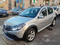 Usata Dacia Sandero 67 CV (49 kW) 2010 Grigio SUV
