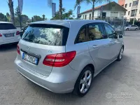 Usata Mercedes B200 Premium 136 CV (100 kW) 2013 Grigio Utilitaria