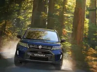 Nuova Suzuki Vitara 109 CV (80 kW) 2025 Argento SUV