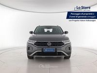 Usata VW T-Roc Life 150 CV (110 kW) 2024 Indium grey metallizzato nero SUV